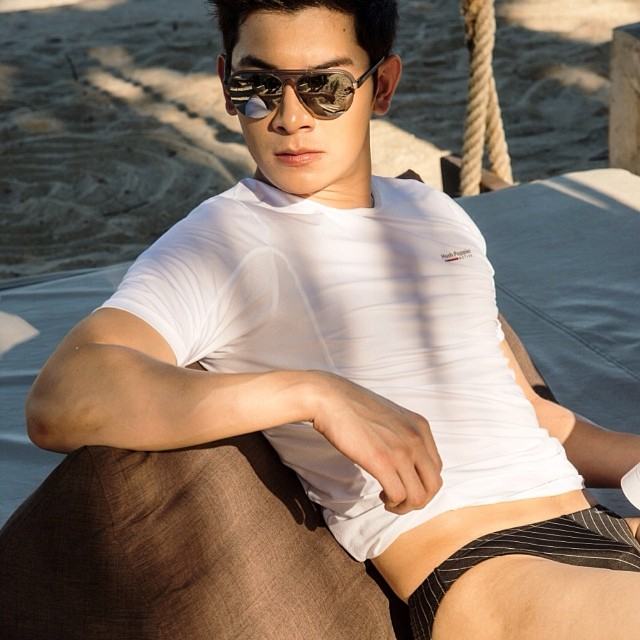 เนส (เดอะสตาร์7) สลัดผ้าถ่ายแบบรับซัมเมอร์ใน GLOW Magazine