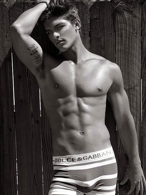 หล่อรวมมิตร