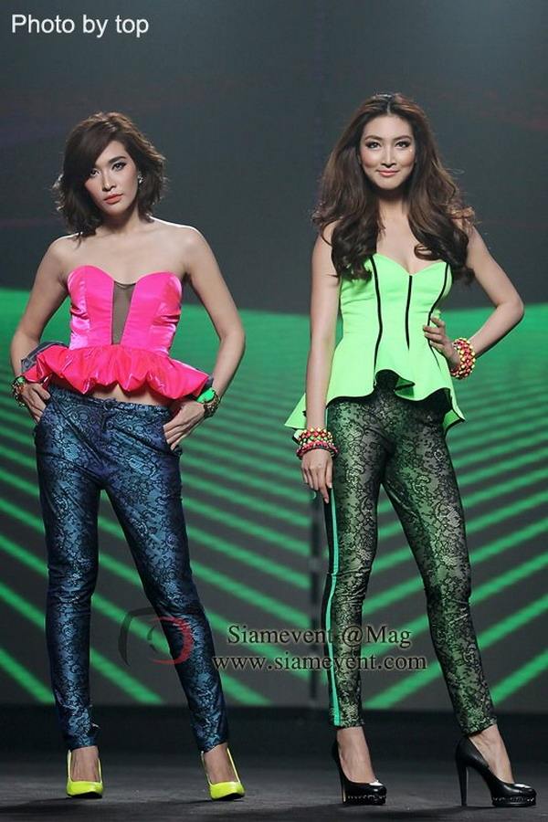 แพนเค้ก vs พลอย ภาพที่พวกเราชาวโพสต์จัง ไม่อาจลืมได้ จริงๆ กลางเวที จ๊ะๆเห็นกันอยู่