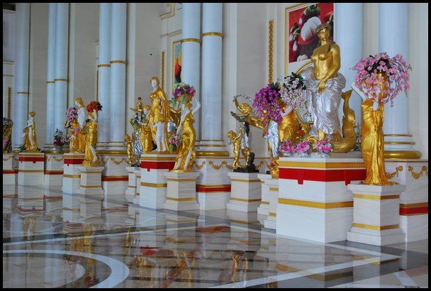 บ้านสุขาวดี