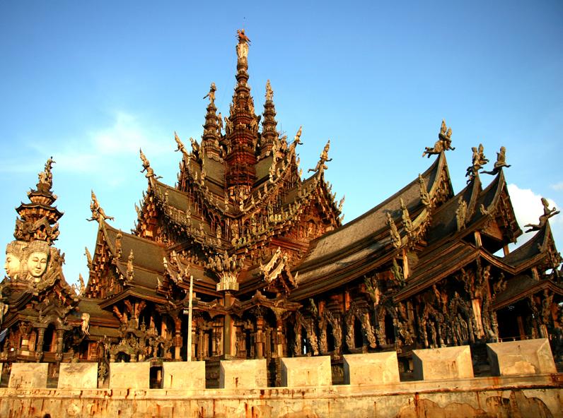 ปราสาทสัจธรรม เมืองพัทยา