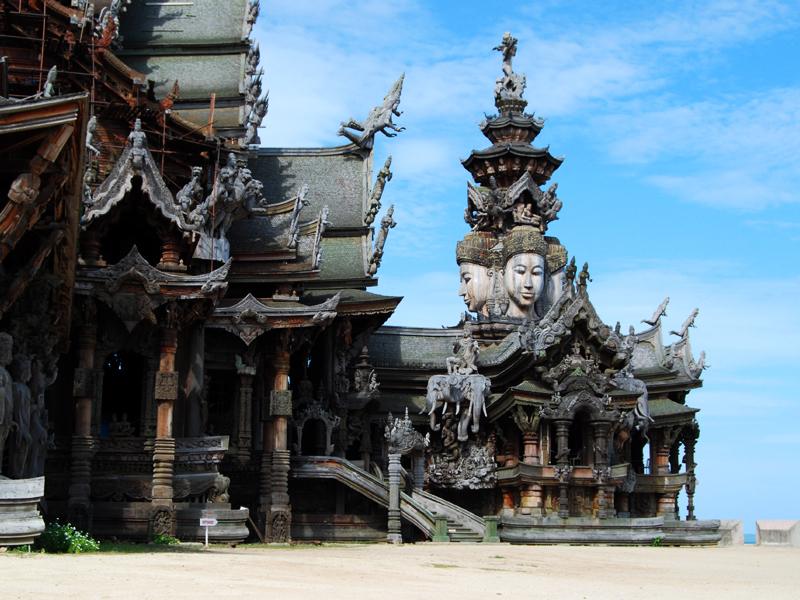 ปราสาทสัจธรรม เมืองพัทยา