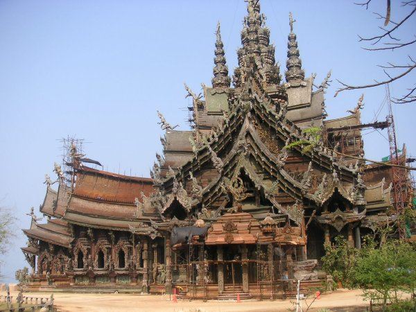 ปราสาทสัจธรรม เมืองพัทยา
