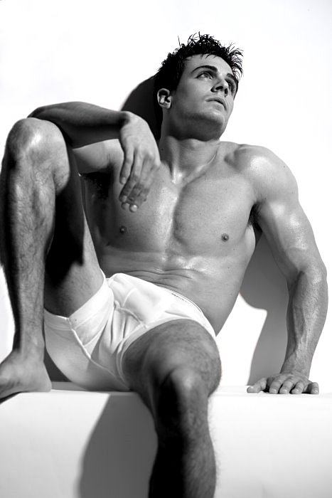 zeus men 196