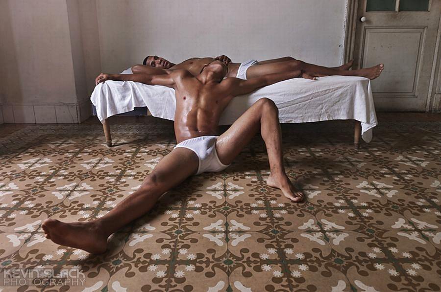 zeus men 196