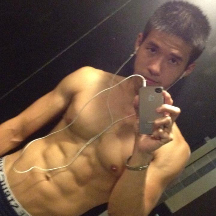 หนุ่มหล่อแซบหัวเกรียน @บารวี 159