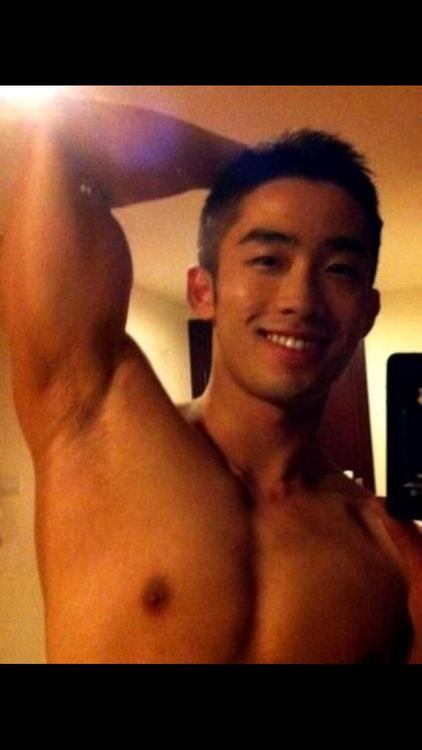 หนุ่มหล่อแซบหัวเกรียน @บารวี 159
