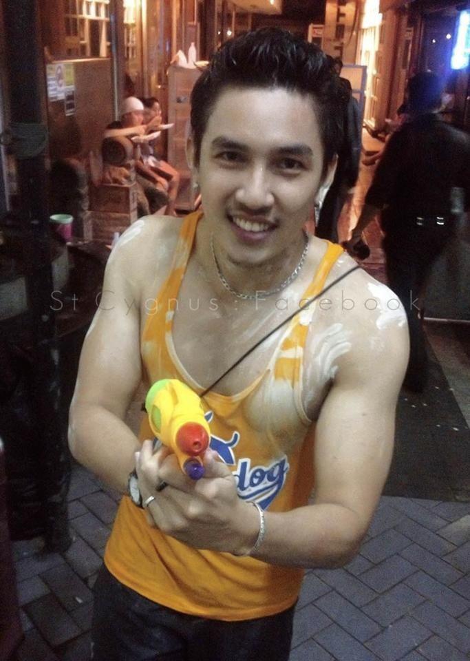 ต้อนรับวันสงกรานต์