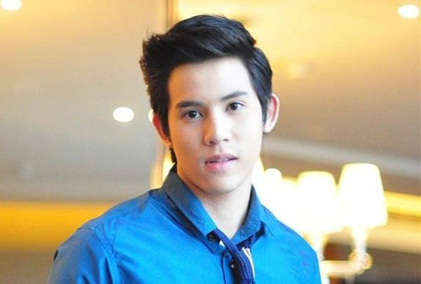 ดาราหนุ่มหล่อ เจษ-เจษฎ์พิพัฒ ติละพรพัฒน์