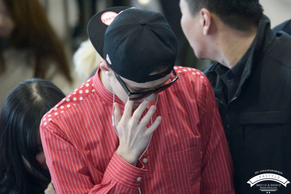 Sehun @ Gimpo Airport Heading to Beijing 2014
