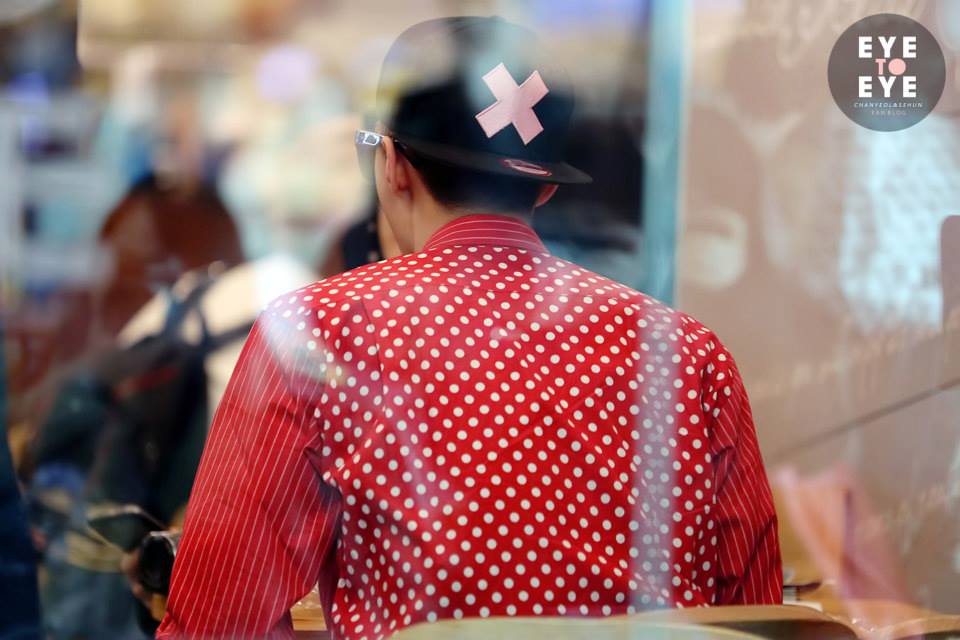 Sehun @ Gimpo Airport Heading to Beijing 2014