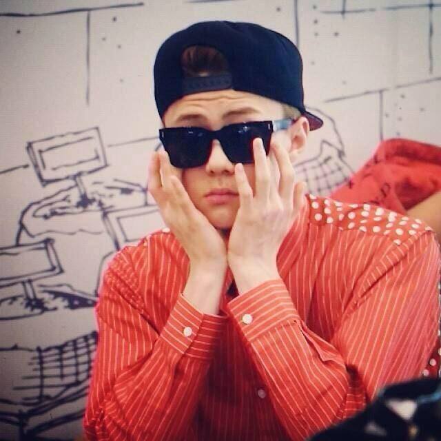 Sehun @ Gimpo Airport Heading to Beijing 2014