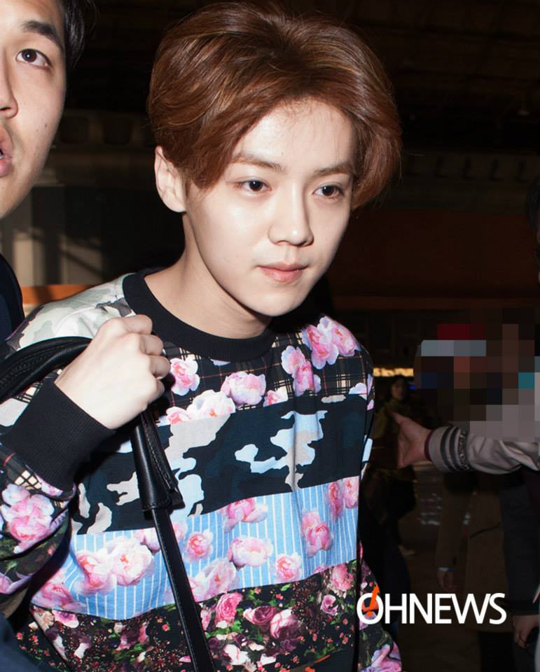 LUHAN @ Gimpo Airport & Beijing Airport 2014