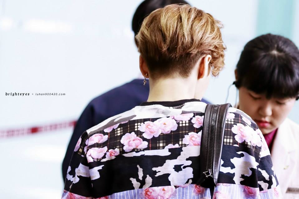 LUHAN @ Gimpo Airport & Beijing Airport 2014