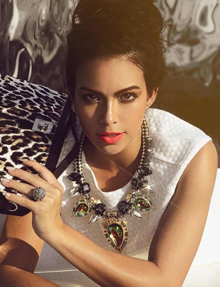 เทย่า โรเจอร์ส @ Num&eacute;ro Thailand vol.2 no.17 April 2014