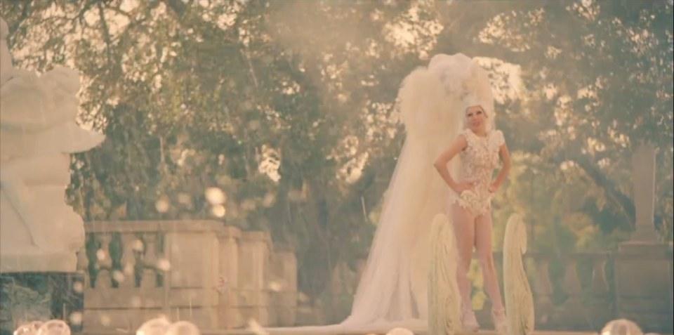 Lady Gaga - G.U.Y.