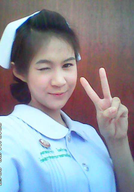 สาวในเครื่องแบบ<3