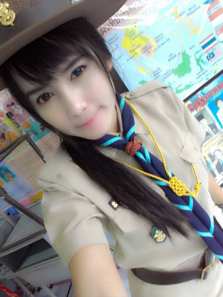 สาวในเครื่องแบบ<3