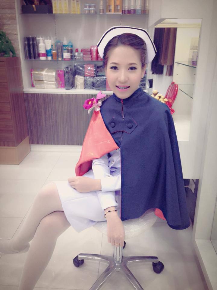สาวในเครื่องแบบ<3
