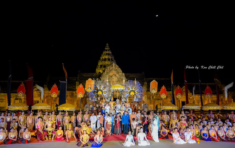 การแสดงแสง สี เสียง มหัศจรรย์พนมรุ้งมหาเทวาลัย ปี57