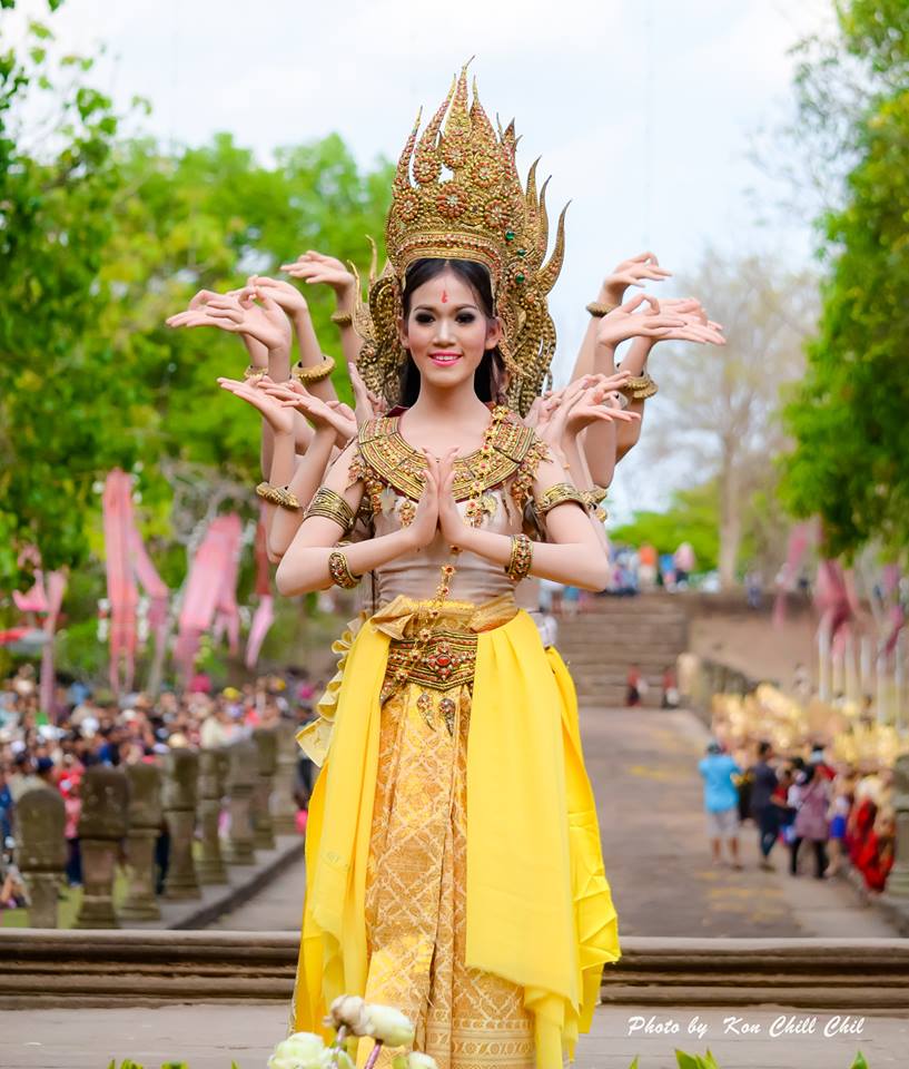 การแสดงแสง สี เสียง มหัศจรรย์พนมรุ้งมหาเทวาลัย ปี57