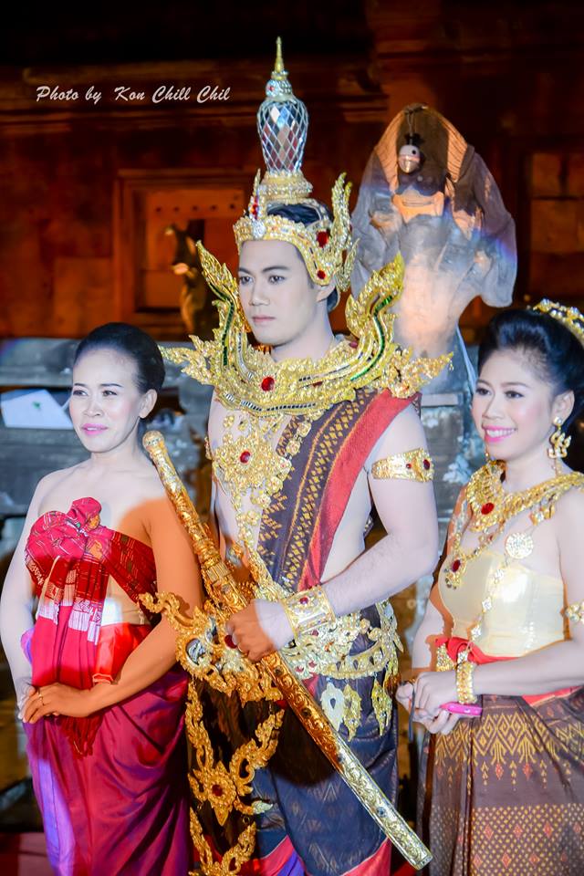 การแสดงแสง สี เสียง มหัศจรรย์พนมรุ้งมหาเทวาลัย ปี57