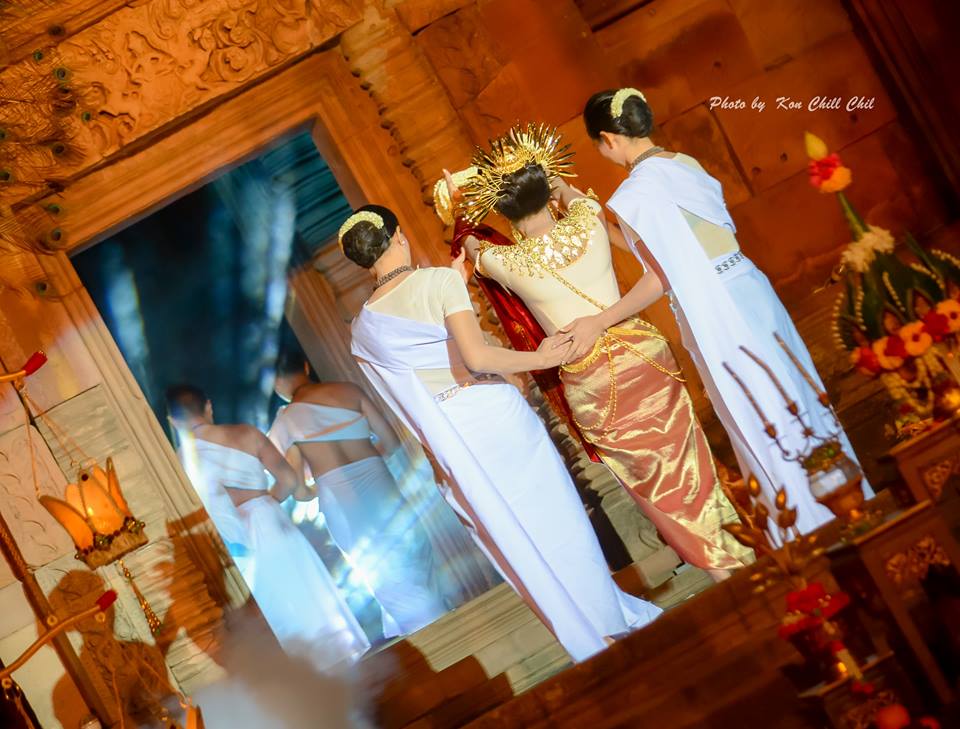 การแสดงแสง สี เสียง มหัศจรรย์พนมรุ้งมหาเทวาลัย ปี57