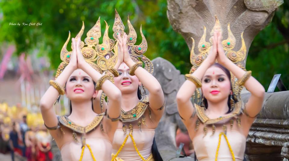 การแสดงแสง สี เสียง มหัศจรรย์พนมรุ้งมหาเทวาลัย ปี57