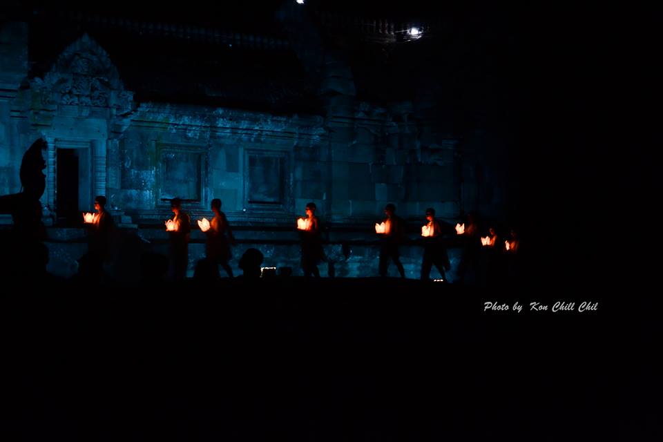 การแสดงแสง สี เสียง มหัศจรรย์พนมรุ้งมหาเทวาลัย ปี57