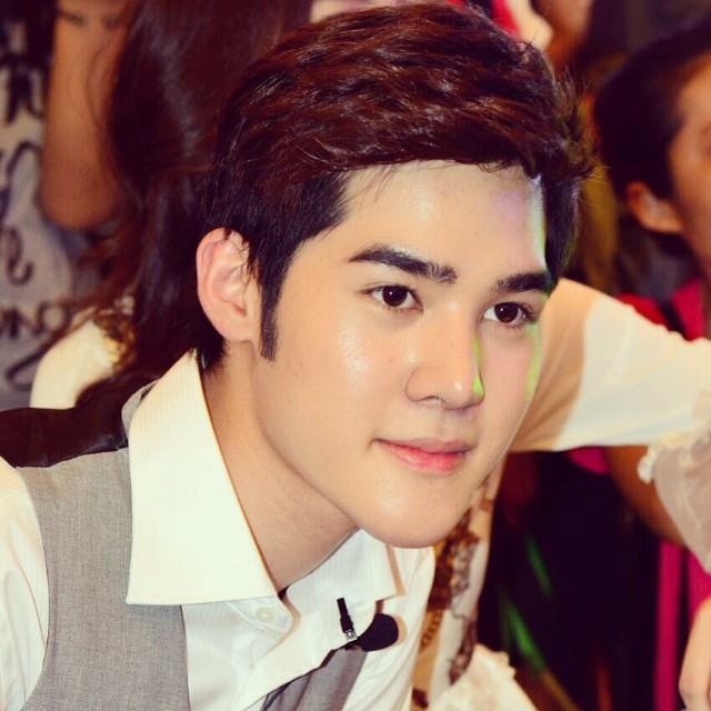 เฟิร์ส สุรศักดิ์ ชัชวาลโชติกุล "แดนนี่ละครคิวบิก"