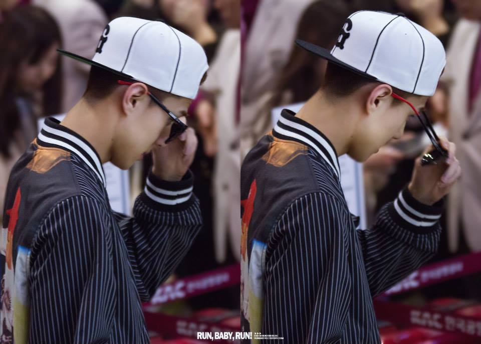 Sehun @ Gimpo Airport ✈ Haneda Airport 2014