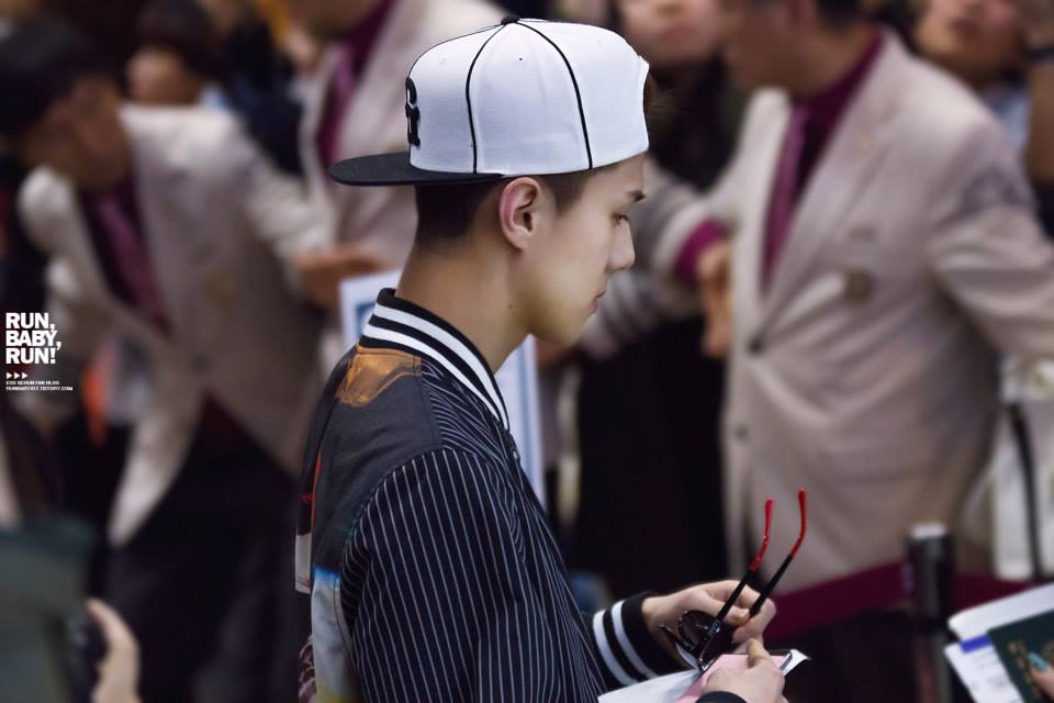 Sehun @ Gimpo Airport ✈ Haneda Airport 2014