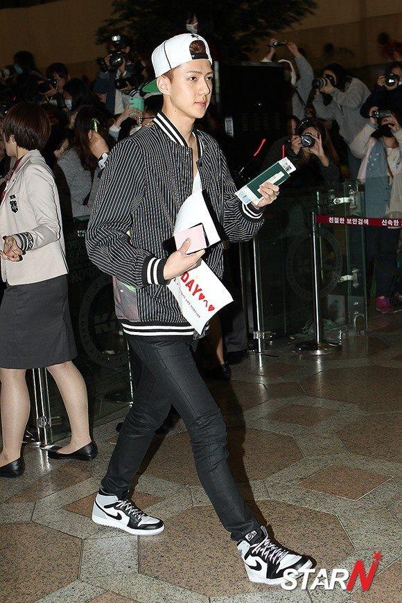 Sehun @ Gimpo Airport ✈ Haneda Airport 2014