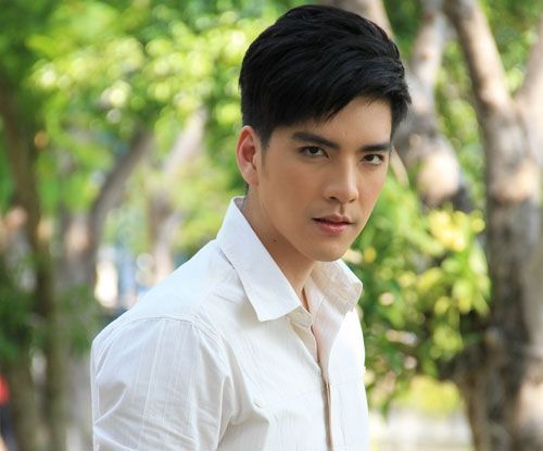 นิว วงศกร เป็น พิสุทธิ์