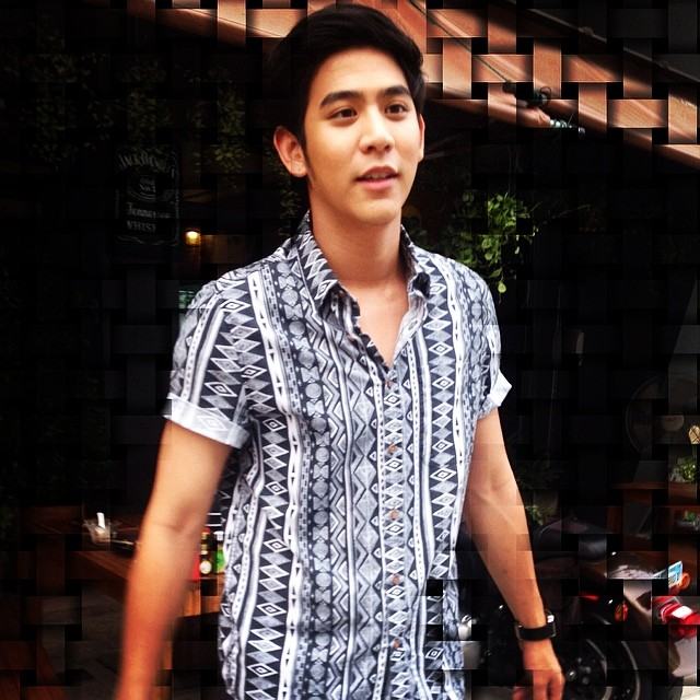 มาเล่น สงกรานต์ กับ น้อง พอร์ช ศรัณย์ ค่ะ