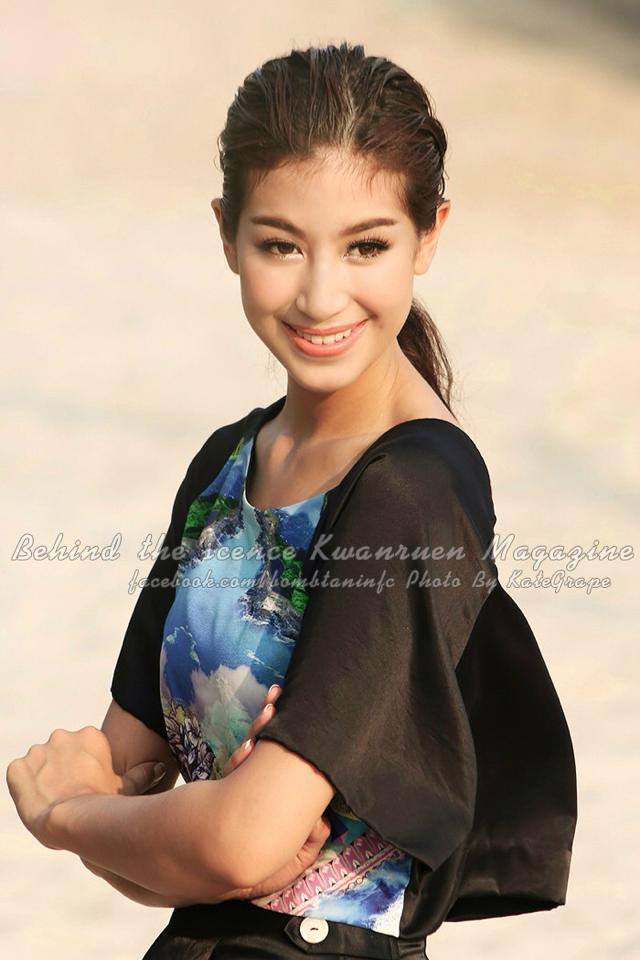 บอม ธนิน & มิ้นต์ ชาลิดา @ ขวัญเรือน vol.45 no.1018 April 2014