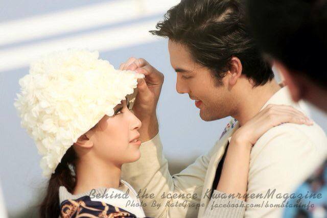 บอม ธนิน & มิ้นต์ ชาลิดา @ ขวัญเรือน vol.45 no.1018 April 2014