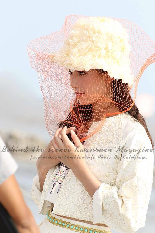 บอม ธนิน & มิ้นต์ ชาลิดา @ ขวัญเรือน vol.45 no.1018 April 2014