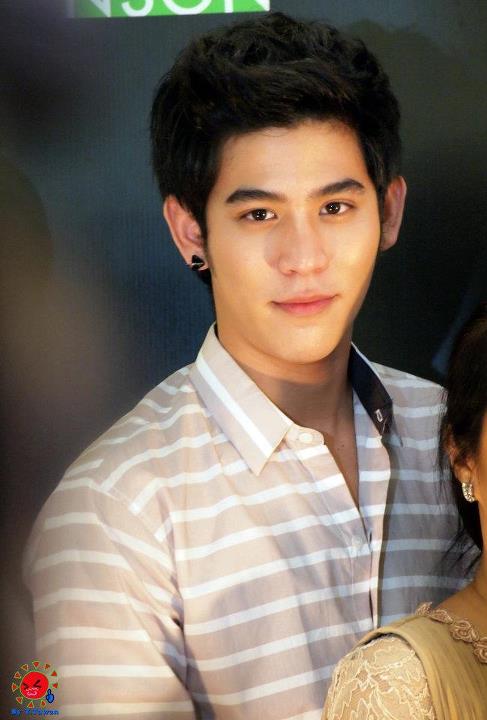 พอร์ช - ใหม่ ดาวิกา เจอกันสักเรื่อง แช่บแน่ๆ เคมี เข้ากันมากเลยค่ะ คุณ อ้อย ชโรบล จัดมาสักเรื่องเหอะ
