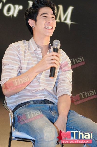 พอร์ช - ใหม่ ดาวิกา เจอกันสักเรื่อง แช่บแน่ๆ เคมี เข้ากันมากเลยค่ะ คุณ อ้อย ชโรบล จัดมาสักเรื่องเหอะ