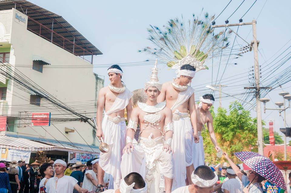 ขบวนแห่งานบุญสลุงหลวง ครั้งที่ 25 ประจำปี 2557 จังหวัดลำปาง