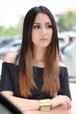 จั๊กจั่น จูบจริง แรงจริง กับบท รสสุคนธ์ ใน สุสานคนเป็น
