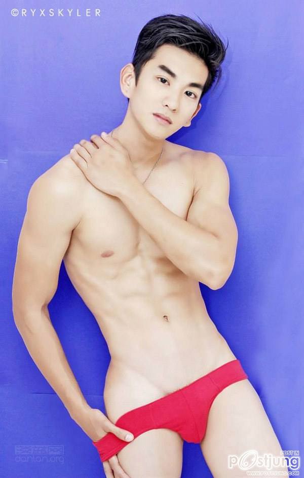 ถอดโชว์เรือนร่าง 459 - Zoren Lee