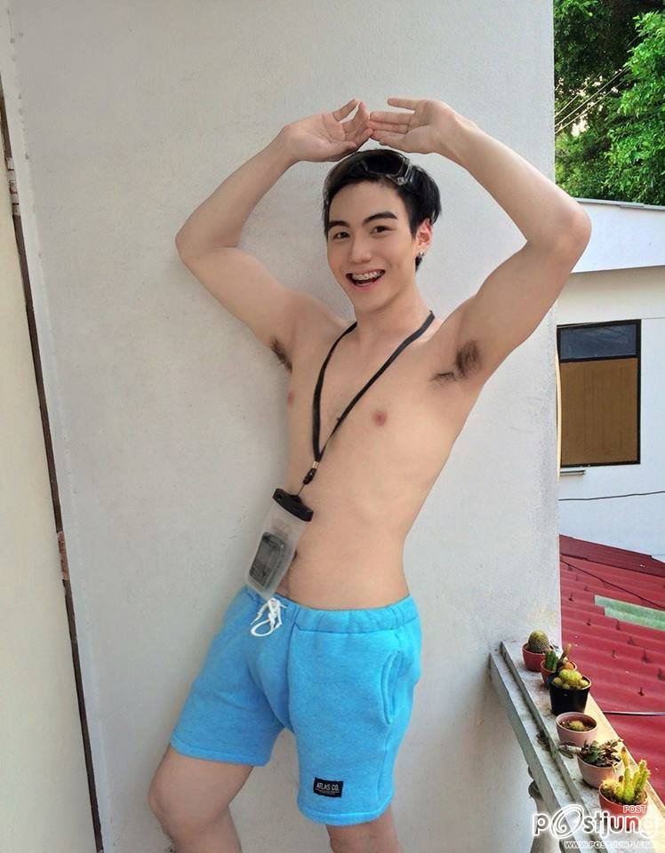 เปลือยสงกรานต์