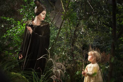 ท่านคือ  maleficent อร๊ายยย