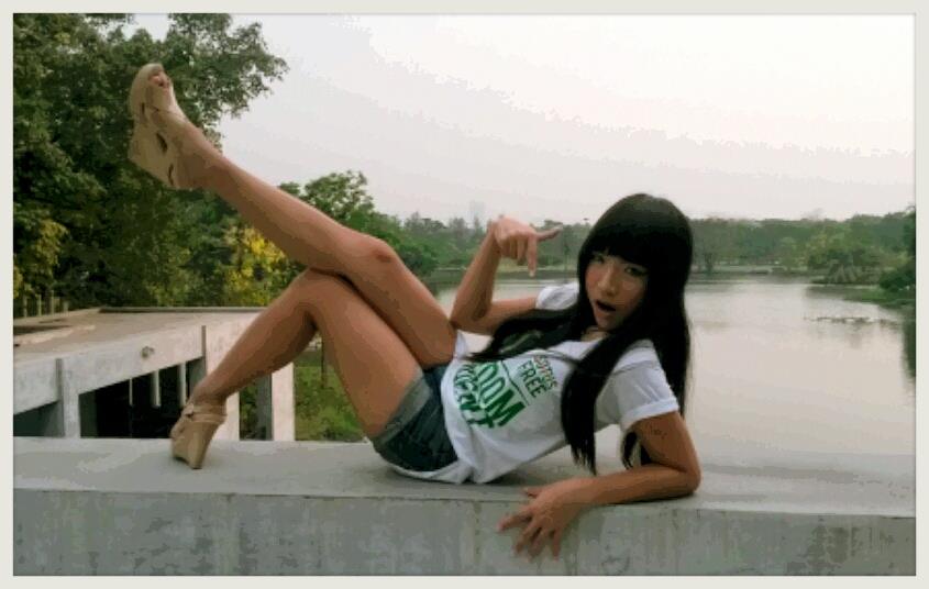 อั้ม เนโกะ หนุนแก้ผ้าโชว์เล่นสงกรานต์ อ้างเป็นสิทธิ