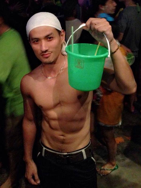 ซี้ดๆสงกรานต์