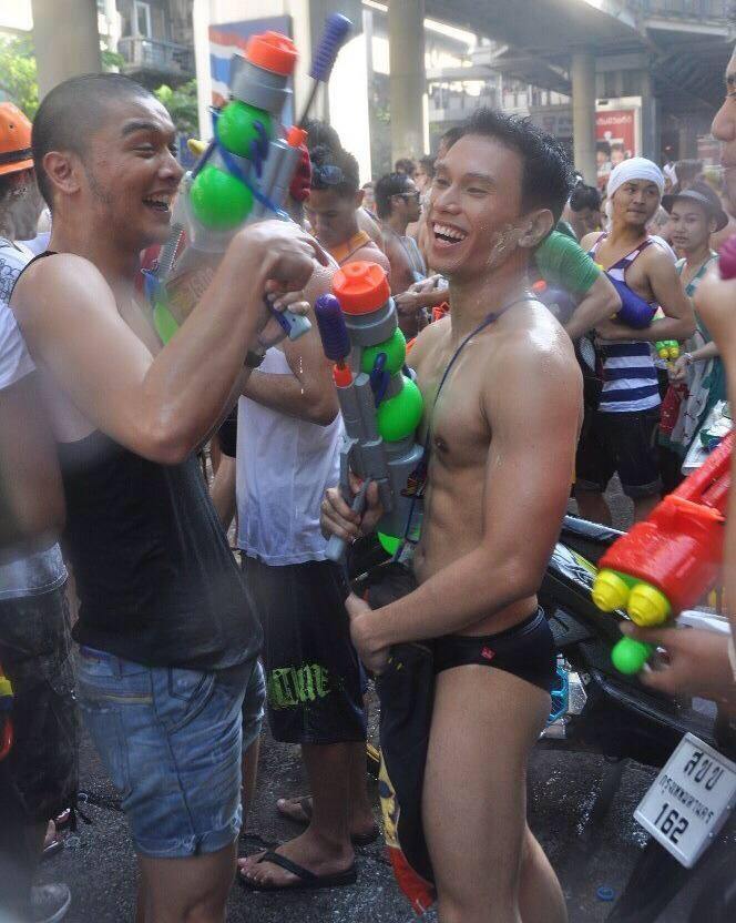 ซี้ดๆสงกรานต์