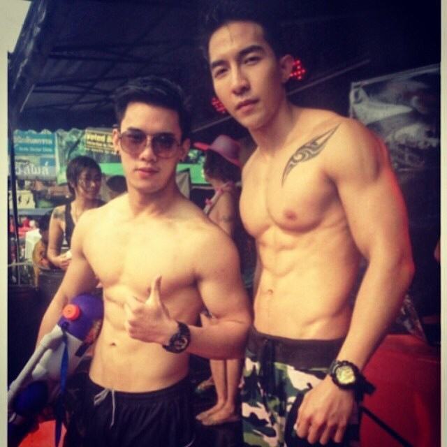 เปลือยสงกรานต์ 2