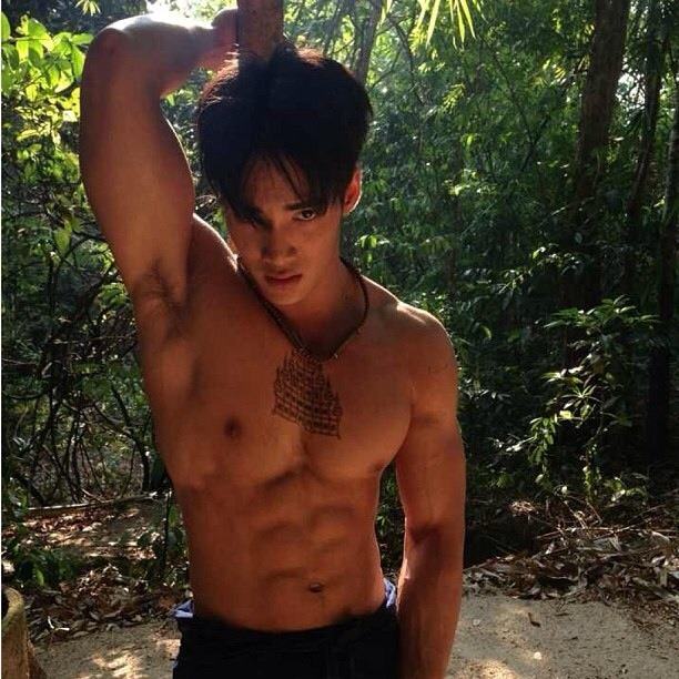 หล่อ 3
